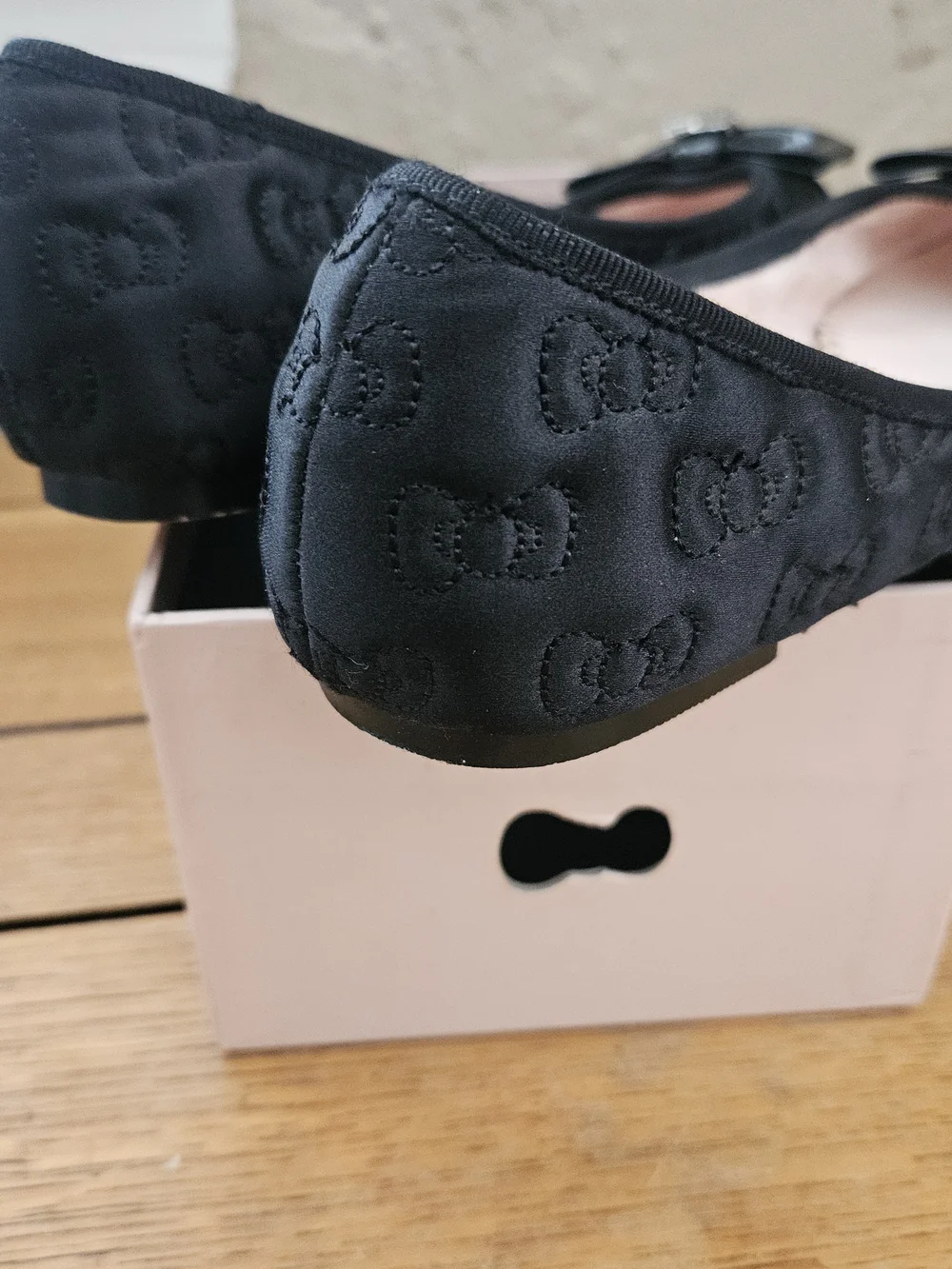 Hello Kitty Black Patent Bow Ballet Flats